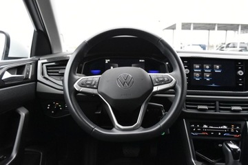 Volkswagen Taigo 1.0 TSI 110KM 2022 Volkswagen Taigo SalonPL 110KM TSI DSG Life APPconnect Pakiety Pod.Fotel D, zdjęcie 11