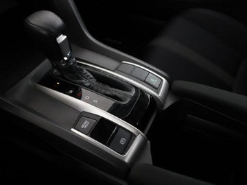 Honda Civic X Sedan 4d 1.5 VTEC Turbo 182KM 2017 Honda Civic automat LED navi klima auto kamera i, zdjęcie 28