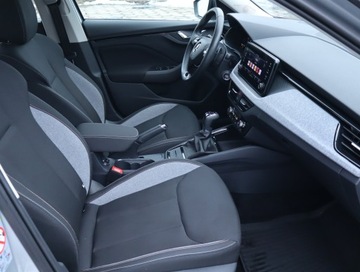 Skoda Kamiq Crossover Facelifting 1.0 TSI 115KM 2024 Skoda Kamiq 1.0 TSI, Salon Polska, 1. Właściciel, zdjęcie 8