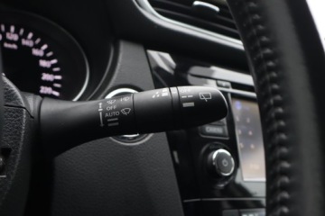 Nissan Qashqai II Crossover Facelifting 1.5 dCi 115KM 2018 Nissan Qashqai 1.5 dCi, Salon Polska, Serwis ASO, zdjęcie 19