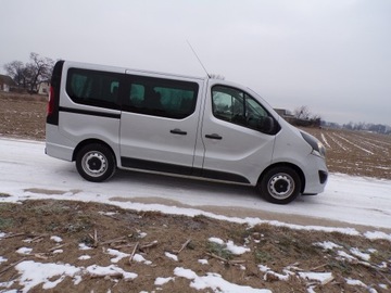 Opel Vivaro B Kombi Extra Long H1 2,9t 1.6 BiTurbo 125KM 2015 OPEL VIVARO 1.6 CDTI Z NIEMIEC 9-OSOBOWY, zdjęcie 10