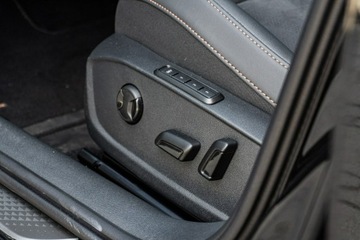 Cupra Leon II Sportstourer 2.0 TDI 150KM 2024 Cupra Leon Sportstourer 2.0 TDI 150 KM DSG Demo, zdjęcie 13