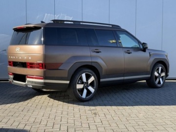 Hyundai Santa Fe V SUV 1.6 T-GDI HEV 215KM 2024 Santa Fe 1.6 T-GDI HEV Platinum 4WD aut 7os. 215KM 2024, zdjęcie 4
