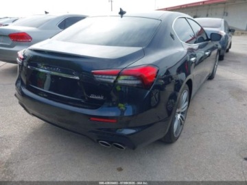 Maserati Ghibli III 2022 Maserati Ghibli Modena 2022 3.0l 3.0 Benzyna 424KM, zdjęcie 5