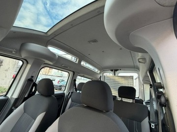 Fiat Doblo IV 1.6 MultiJet 120KM 2021 Fiat Doblo 1.6 Diesel 120KM Dla Niepełnosprawnych, zdjęcie 15