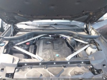 BMW X5 G05 2022 BMW X5 SDRIVIE 3.0 Benzyna 335KM, zdjęcie 1