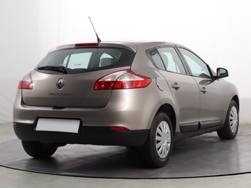 Renault Megane III Hatchback 1.9 dCi 130KM 2009 Renault Megane 1.9 dCi, Klima, Klimatronic, zdjęcie 4