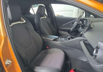 Toyota C-HR II SUV Plug-In 2.0 Hybrid Dynamic Force Plug-in  223KM 2025 Toyota C-HR Toyota C-HR 2.0 Hybrid Executive FV23 Salon PL ASO 1 wl., zdjęcie 19