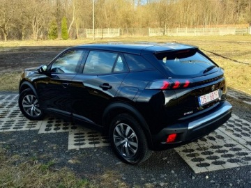 Peugeot 2008 II SUV 1.2 PureTech 100KM 2021 Peugeot 2008 2021 Rok Bogate wyposażenie, zdjęcie 6