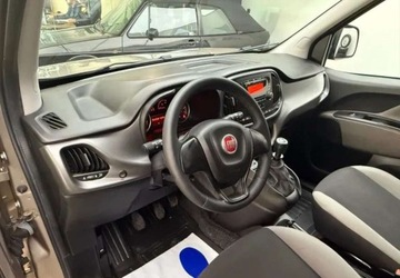Fiat Doblo IV 1.4 16V 95KM 2017 Fiat Doblo Fiat Doblo 1.4 16V StartampStopp MyLife Family 1.4 Benzyna, zdjęcie 22