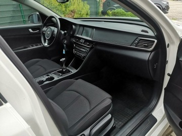 Kia Optima II Kombi 1.7 VGT CRDi 141KM 2018 Kia Optima 1.7 CRDI 140KM # Navigacja # Salon FV23, zdjęcie 22