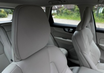 Volvo XC60 II 2021 Volvo XC 60 AWD 4x4 B4 197ps Lift FullLed El.Klapa Skora Kamera Serwis, zdjęcie 21
