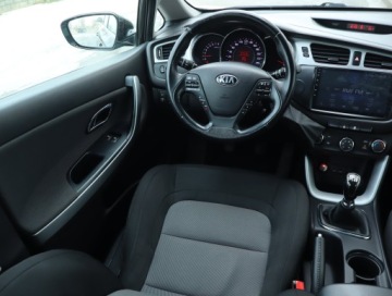 Kia Ceed II Kombi 1.6 GDI 135KM 2013 Kia Ceed 1.6 GDI, Klima, Tempomat, Parktronic, zdjęcie 6