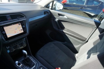 Volkswagen Tiguan II SUV 2.0 TDI 150KM 2018 Volkswagen Tiguan 2.0 TDI CR 150 KM, 4x4, DSG, Navi, Kamera, FV23, Salon P, zdjęcie 20