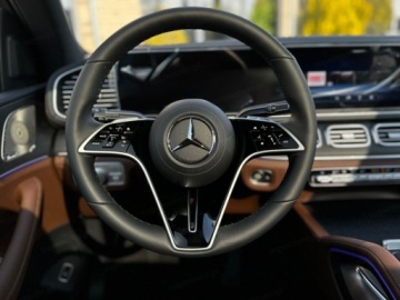 Mercedes GLE V167 SUV Facelifting 2.0 300d 269KM 2025 MERCEDES-BENZ GLE 300 d 4-Matic AMG Line 2.0 (269KM) 2025, zdjęcie 6