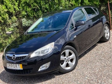 Opel Astra J Hatchback 5d 1.7 CDTI ECOTEC 110KM 2009 Opel Astra DIESEL, po oplatach, GWARANCJA