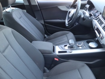Audi A4 B9 Limousine Facelifting 2.0 35 TFSI 150KM 2019 Audi A4 35 TFSI, Salon Polska, 1. Właściciel, zdjęcie 8