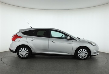 Ford Focus III Hatchback 5d 1.6 EcoBoost 150KM 2011 Ford Focus 1.6 EcoBoost, Navi, Klima, Klimatronic, zdjęcie 5