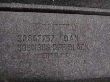 VOLVO V40 01 FACELIFT KOMBI POLIČKA ROLETA KUFRU