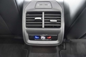 Volkswagen Passat B8 Variant Facelifting 2.0 TDI SCR 150KM 2025 Volkswagen Passat 2.0TDI DSG Elegance HAK IQ.Drive 17 Masaz Biala Perla VA, zdjęcie 25