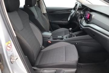 Skoda Octavia IV Kombi 2.0 TDI 115KM 2022 Skoda Octavia 2.0 TDI, 1. Właściciel, VAT 23%, zdjęcie 8