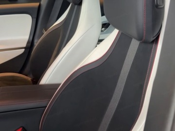 Mercedes CLA C118/X118 2026 MERCEDES-BENZ CLA 220 4-Matic AMG Line 1.5 (190KM) 2026, zdjęcie 4