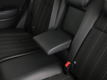 Honda HR-V II SUV 1.5 i-VTEC 130KM 2018 Honda HR-V Automat Exclusive Panorama Navi, zdjęcie 36