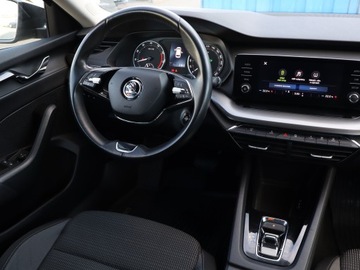 Skoda Octavia IV Liftback 1.5 TSI EVO 150KM 2021 Skoda Octavia 1.5 TSI e-tec, Salon Polska, zdjęcie 6