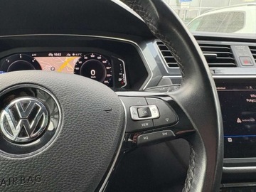 Volkswagen Tiguan Allspace SUV 2.0 TDI 150KM 2021 Volkswagen Tiguan Allspace 2.0 TDI 150 KM HighlinePodgrzewana SzybaLED Mat, zdjęcie 12