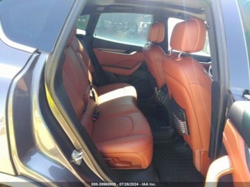 Maserati Levante 2021 Maserati Levante 2021r, 3.0L, 4x4 3.0 Benzyna 345KM, zdjęcie 12