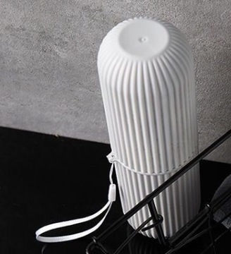 СЕРЫЙ КОНТЕЙНЕР ДЛЯ ЗУБНОЙ ПАСТЫ ЩЕТКИ