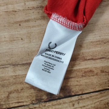 FRED PERRY Koszulka Czerwona Męska Logowana r. M