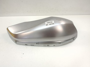 YAMAHA XSR 700 ЛЕВАЯ КРЫШКА ЗАЛИВНОЙ ГОРЛОВИНЫ БАКА