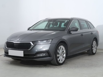 Skoda Octavia IV Scout 1.5 TSI ACT 150KM 2022 Skoda Octavia 1.5 TSI, Salon Polska, zdjęcie 1