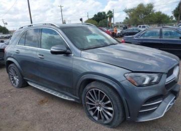 Mercedes GLE V167 2022 Mercedes-Benz GLE 2022, 2.0L, 4x4, od ubezpieczalni 2.0 Benzyna 255KM, zdjęcie 2