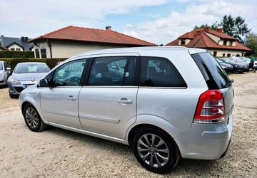 Opel Zafira B 1.8 ECOTEC 140KM 2011 Opel Zafira 1.8 BENZYNA 2x PDC 7 foteli nawigacja LIFT super okazja, zdjęcie 18