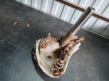 СТАРОЕ АНТИЧНОЕ ВЕЛОСИПЕДЕНИЕ, СЕДЛО, ПРУЖИНЫ