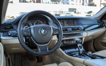 BMW Seria 5 F10-F11 Limuzyna 530d 245KM 2010 BMW Seria 5 3,0d (245KM) Automat Skory 3.0 Diesel 245KM, zdjęcie 8