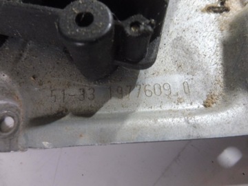 BMW E36 CABRIO 8360977 19775809 ZVEDÁK OKNO PŘEDNÍ MOTOREK