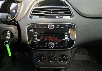 Fiat Punto Punto 2012 Hatchback 3d 1.2 8v 69KM 2015 Fiat Punto Evo Fiat Punto Nowe opony Nowa instalacja LPG Klima Zadbany, zdjęcie 14