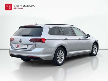 Volkswagen Passat B8 Variant Facelifting 2.0 TDI SCR 150KM 2022 Volkswagen Passat 2.0 TDI 150KM Business DSG SerwisASO Acc Led Nawi AppCon, zdjęcie 4