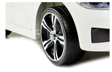 ОРИГИНАЛЬНЫЙ ПУЛЬТ ДИСТАНЦИОННОГО УПРАВЛЕНИЯ ДЛЯ АВТОМОБИЛЯ BMW 6 GT АККУМУЛЯТОРНЫЙ
