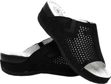 Wygodne klapki damskie COMFORT SHOE 24SD18-7112 - black 41