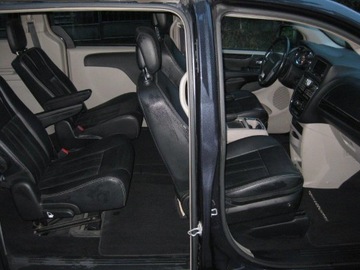 Chrysler Town &amp; Country V 2014 Chrysler Town&amp;Country 3.6 Touring 283 KM 2014r 7 osobowy, zdjęcie 11