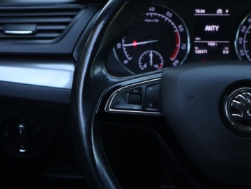 Skoda Superb III Liftback Facelifting 1.5 TSI 150KM 2019 Skoda Superb 1.5 TSI, Salon Polska, Automat, zdjęcie 16