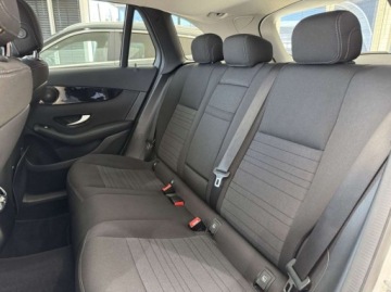 Mercedes GLC C253 SUV Facelifting 2.0 200d 163KM 2022 Mercedes-Benz GLC 4 Matic Kamera cofania CarPlayAndroid Auto Nawigacja, zdjęcie 11