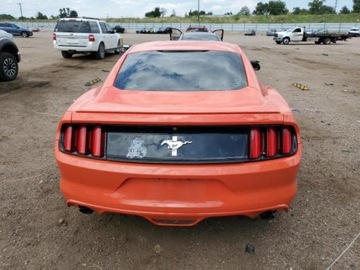 Ford Mustang VI 2015 Ford Mustang Fastback v6 3.7 Benzyna 300KM, zdjęcie 3