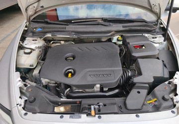 Volvo S40 II 1.6 D2 115KM 2011 Volvo S40 Volvo S40 D2 DRIVe Momentum Start-Stop 1.6 Diesel 115KM, zdjęcie 22