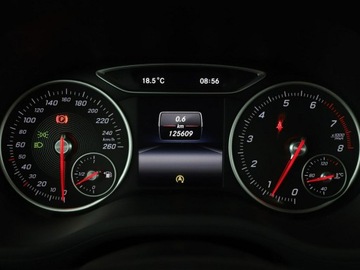 Mercedes Klasa B W246 Sports Tourer 180 BlueEFFICIENCY 122KM 2015 Mercedes B 180 navi klima grzane fotele czujniki, zdjęcie 21