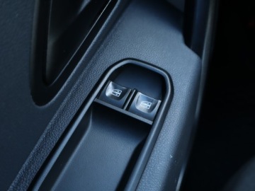 Dacia Duster II SUV 1.6 SCe 115KM 2018 Dacia Duster 1.6 SCe, Salon Polska, Serwis ASO, zdjęcie 14